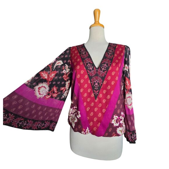 White House Black Market Boho Chic Bell Sleeve Blouse Women's Size S - Picture 4 of 8